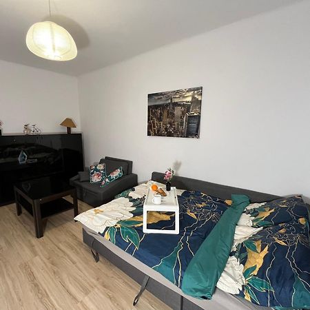 Apartament Przestronna Kawalerka Mokotow Dla 3 Osob Warszawa Zewnętrze zdjęcie